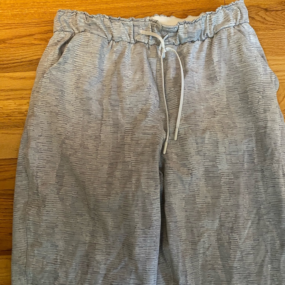Lululemon EUC Keep Moving Pant 7/8 High-Rise 10 - Picture 4 of 6